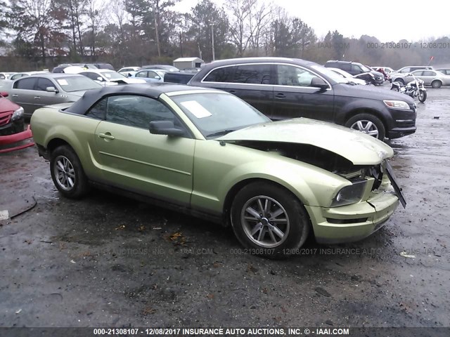 1ZVFT84N655204086-2005-ford-mustang-0