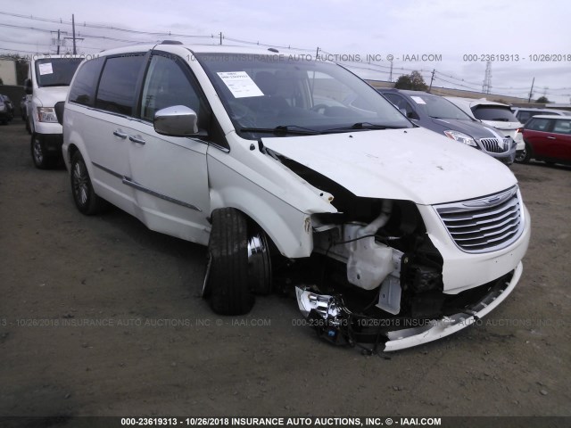 2A4RR6DG2BR781520-2011-chrysler-town-and-country-0