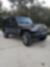 1C4BJWEG1HL590640-2017-jeep-wrangler-2