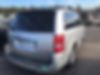 2A4RR5DX4AR320229-2010-chrysler-town-and-country-2
