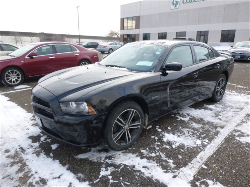 2C3CDXDTXEH335062-2014-dodge-charger-0