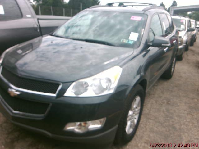 1GNKVGED2BJ322450-2011-chevrolet-traverse-0