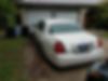 1LNHM82W42Y606148-2002-lincoln-town-car-0
