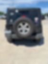 1C4BJWDG0EL100296-2014-jeep-wrangler-unlimited-2