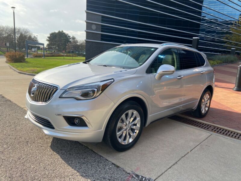 LRBFXBSAXHD077842-2017-buick-envision-0