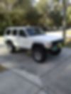1J4FF28S6YL227711-2000-jeep-cherokee-0