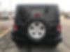 1C4BJWDG5HL591775-2017-jeep-wrangler-unlimited-2