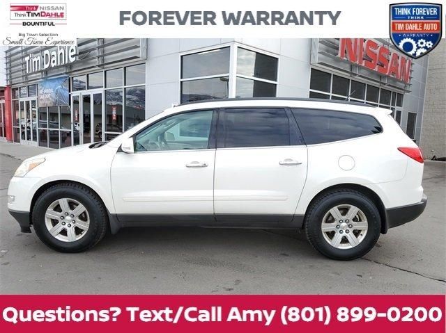 1GNKVGED1BJ318258-2011-chevrolet-traverse-0