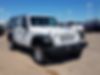 1C4BJWDG7JL861241-2018-jeep-wrangler-2