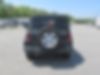 1C4BJWDG1HL611438-2017-jeep-wrangler-unlimited-2