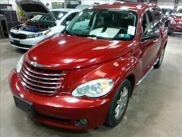 3A4GY5F90AT132068-2010-chrysler-pt-cruiser-classic-0