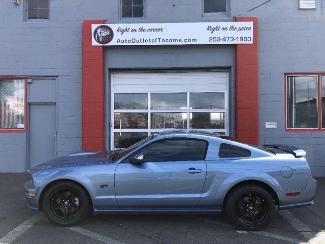 1ZVFT82H175251462-2007-ford-mustang-0