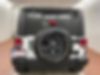 1C4BJWDG1HL581681-2017-jeep-wrangler-unlimited-2