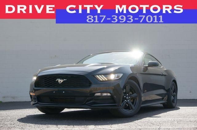 1FA6P8AMXG5256297-2016-ford-mustang-0