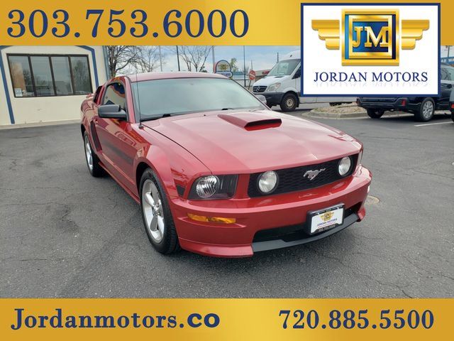 1ZVHT82H785141932-2008-ford-mustang-0