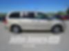 2C4RC1CG3DR598271-2013-chrysler-town-and-country-2