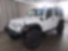 1C4BJWDG5FL521156-2015-jeep-wrangler-unlimited-2