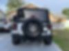 1C4BJWDG3HL510482-2017-jeep-wrangler-2