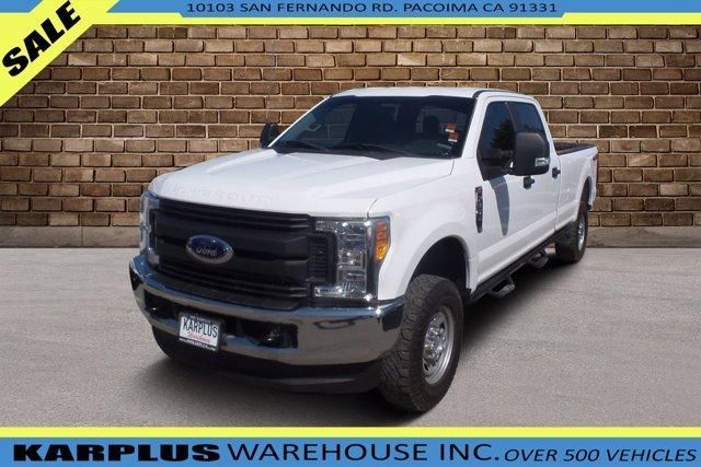 1FT7W2B62HEE46580-2017-ford-f-250-0