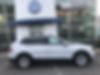 3VV0B7AX4KM019599-2019-volkswagen-tiguan-2