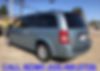 2A4RR8DX8AR321319-2010-chrysler-town-and-country-2