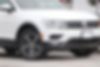 3VV2B7AX1JM160962-2018-volkswagen-tiguan-0