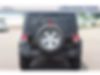 1C4BJWDG3JL906949-2018-jeep-wrangler-jk-unlimited-2