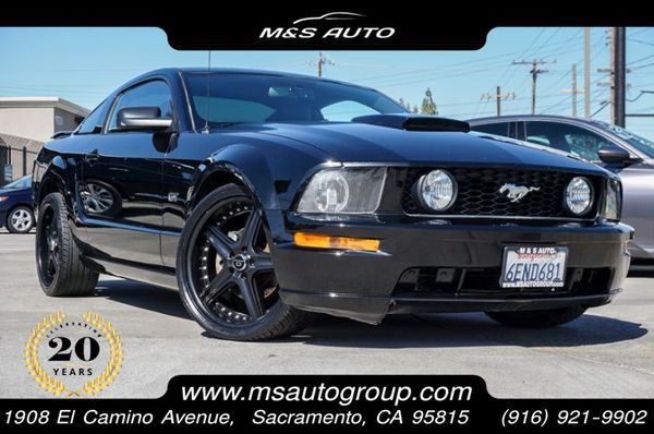1ZVHT82H385180744-2008-ford-mustang-0