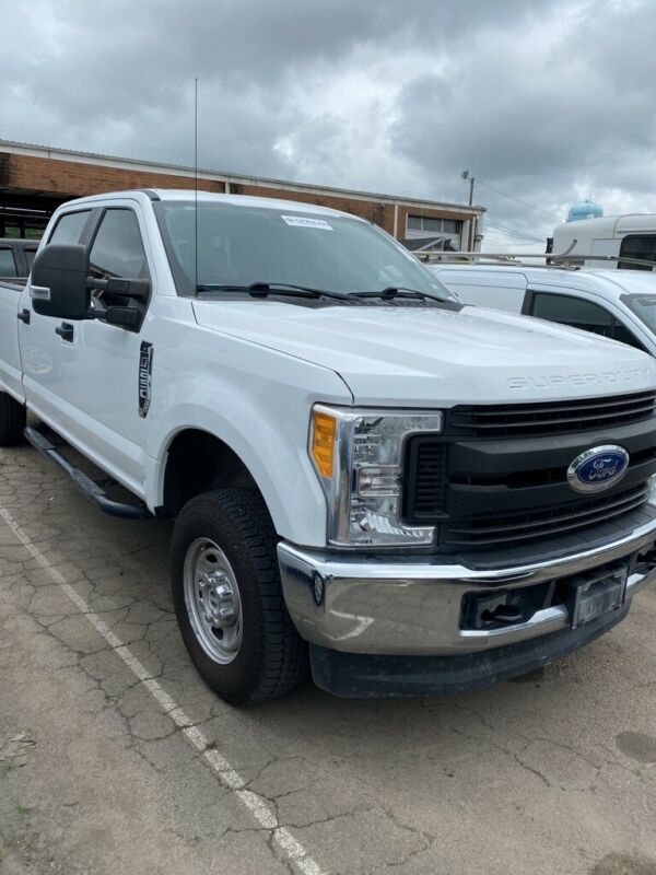 1FT7W2B69HED07241-2017-ford-f-250-0