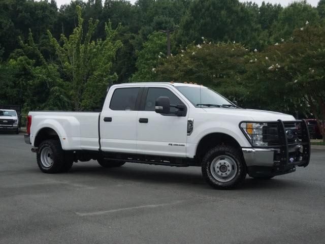 1FT8W3DT8HEC18127-2017-ford-f-350-0