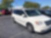 2A8HR54179R668060-2009-chrysler-town-and-country-2