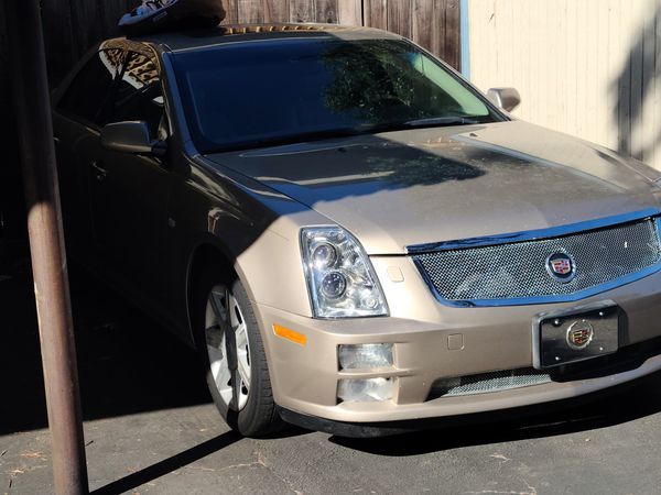 1G6DC67A650168486-2005-cadillac-sts-0