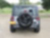 1C4BJWDG1HL511260-2017-jeep-wrangler-unlimited-2