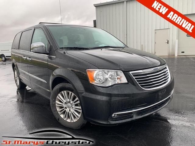 2C4RC1CG5FR741983-2015-chrysler-town-and-country-0