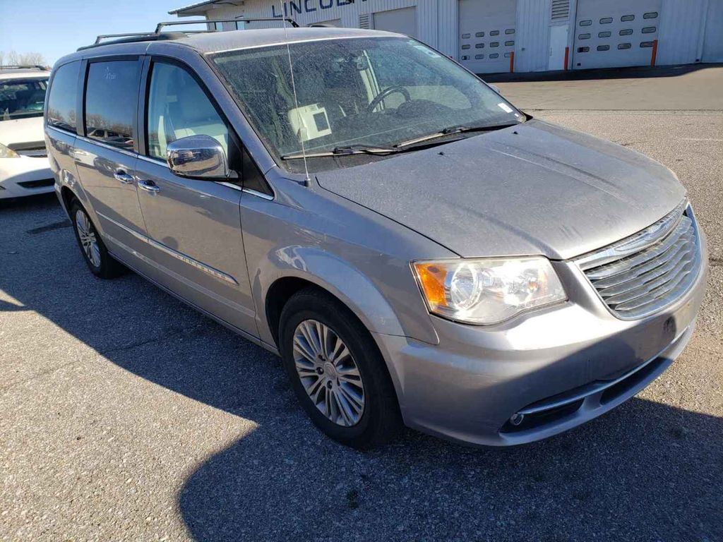 2C4RC1CG9DR661311-2013-chrysler-town-and-country-0