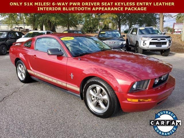 1ZVHT80N065135167-2006-ford-mustang-0