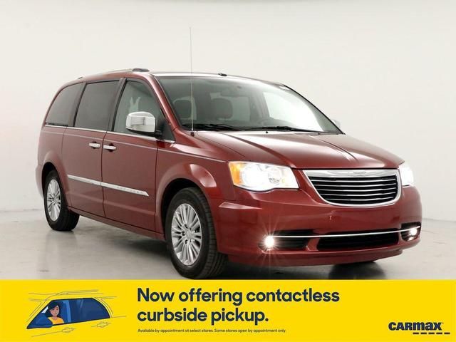 2A4RR6DG8BR749381-2011-chrysler-town-and-country-0