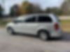 2A8HR54P78R671320-2008-chrysler-town-and-country-2